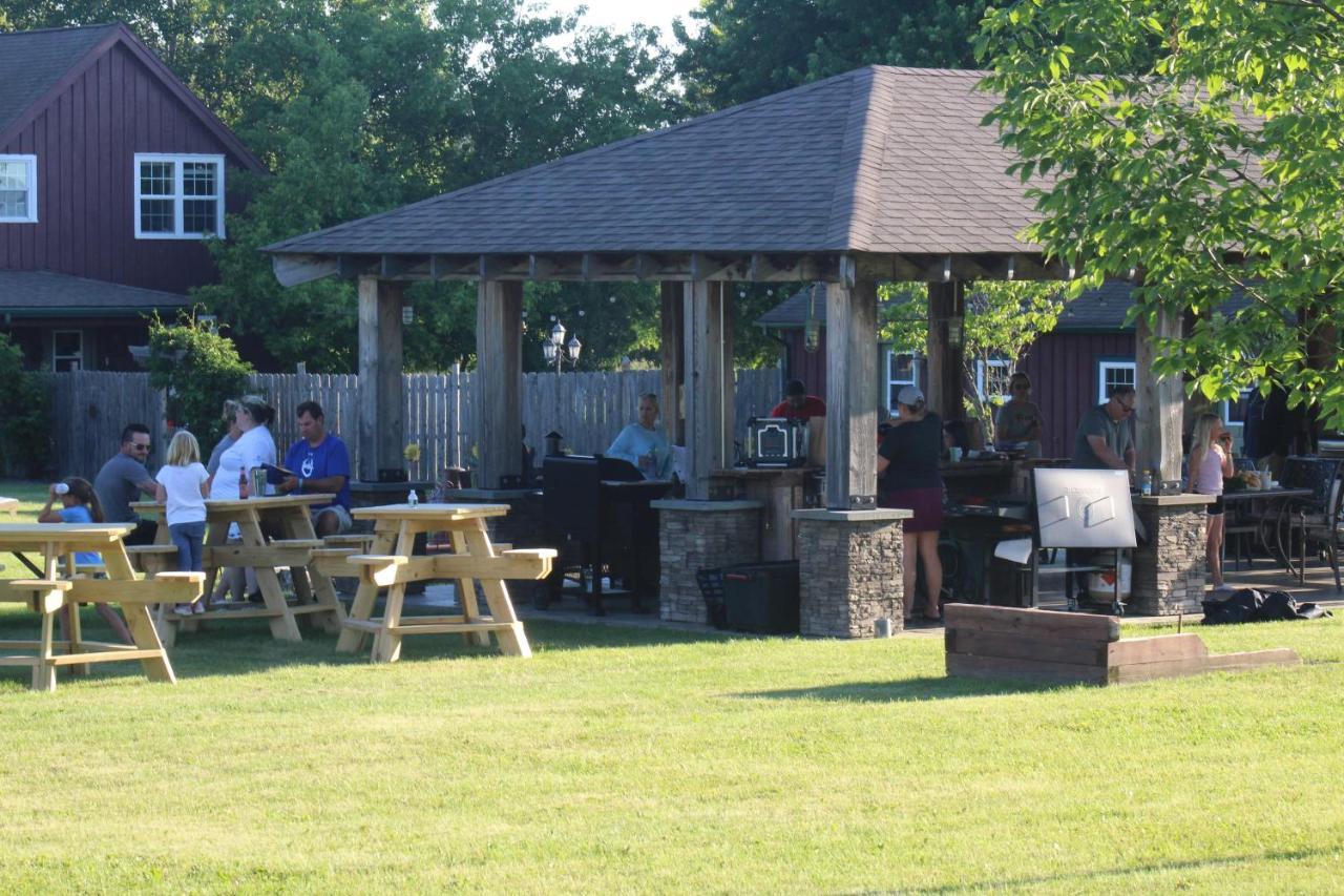 The Meadowlark Inn East Springfield エクステリア 写真