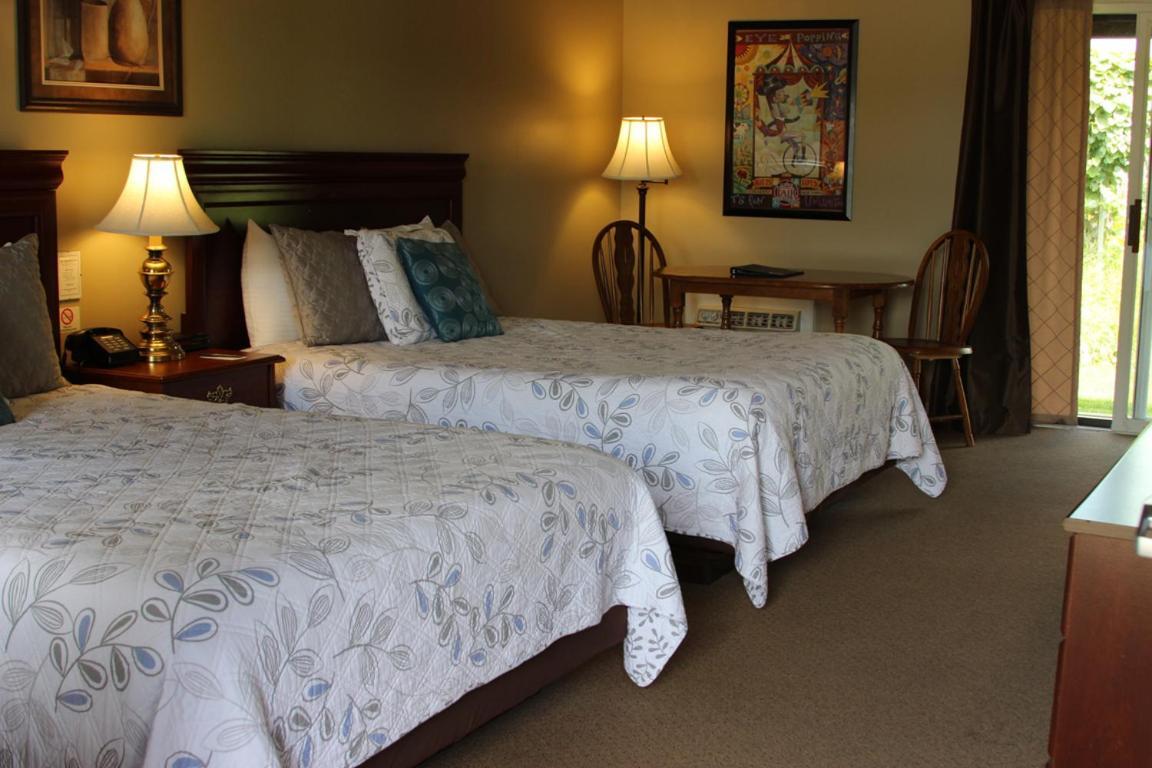 The Meadowlark Inn East Springfield エクステリア 写真